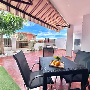 https://apt-terracita-de-luces.in-canary-islands.com